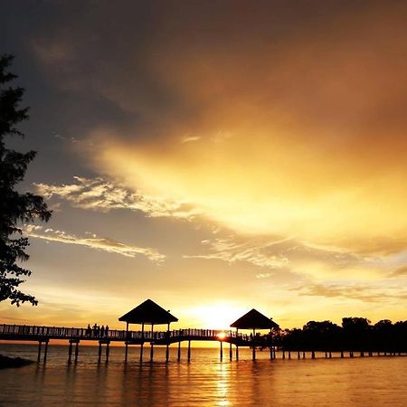 Smilez Homestay H102 & A306 At Pd Perdana Kondo Resort بورت ديكسون المظهر الخارجي الصورة