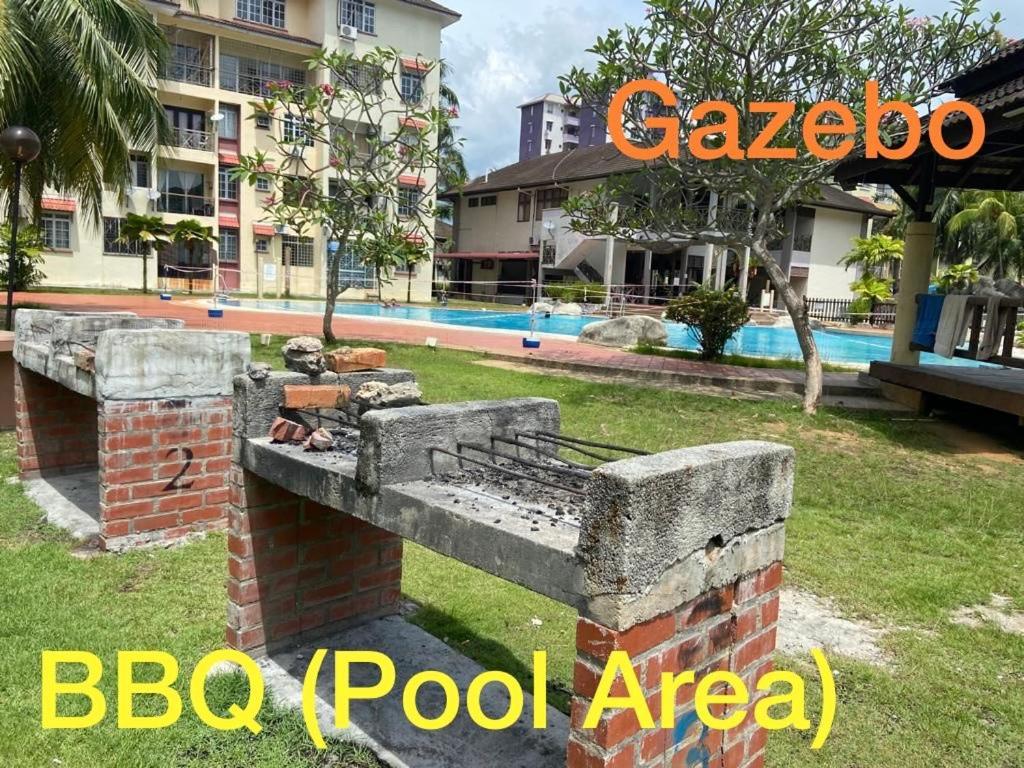 Smilez Homestay H102 & A306 At Pd Perdana Kondo Resort بورت ديكسون المظهر الخارجي الصورة