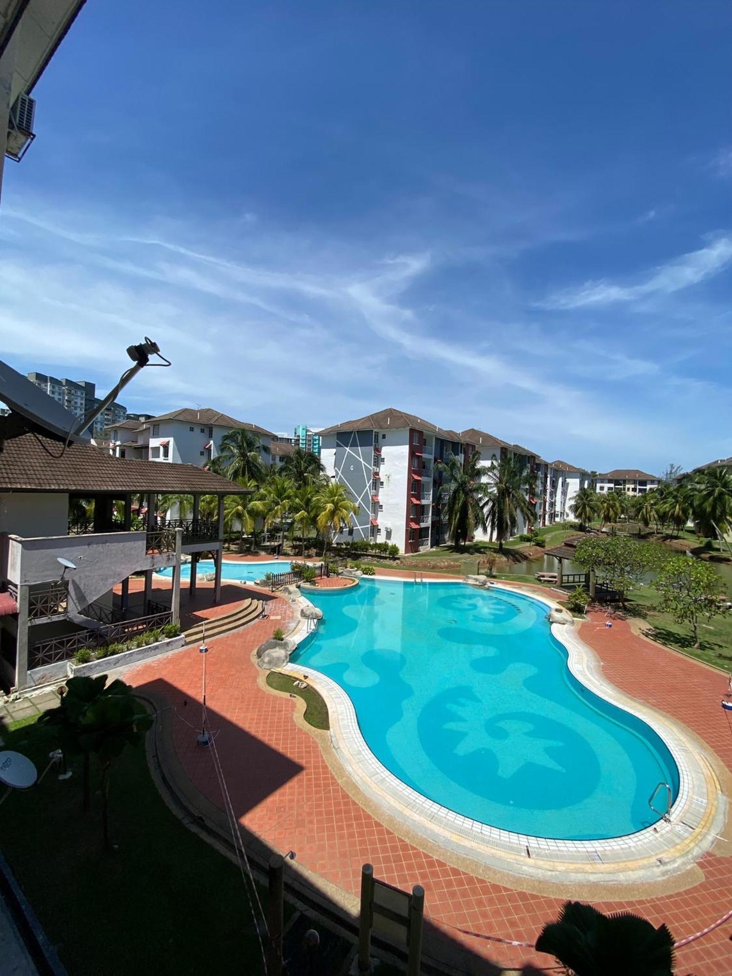 Smilez Homestay H102 & A306 At Pd Perdana Kondo Resort بورت ديكسون المظهر الخارجي الصورة